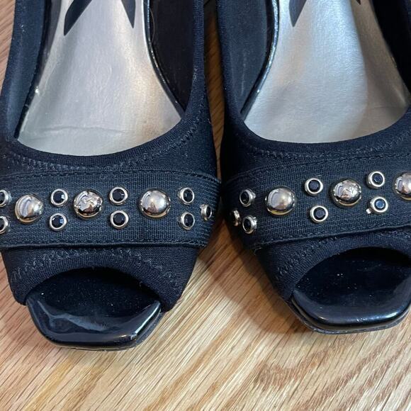 Anne Klein Sport black peekaboo wedges studs 6 - Picture 2 of 10